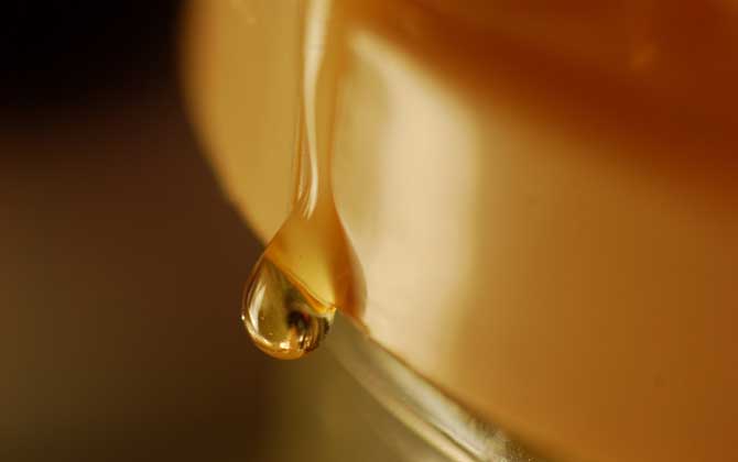 蜂蜜可以用來(lái)洗臉嗎? 蜂蜜