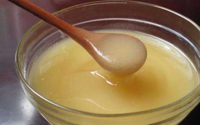 吃蜂王漿三個月患乳腺癌怎么回事?蜂王漿雖好,但也不能亂吃! 蜂王漿