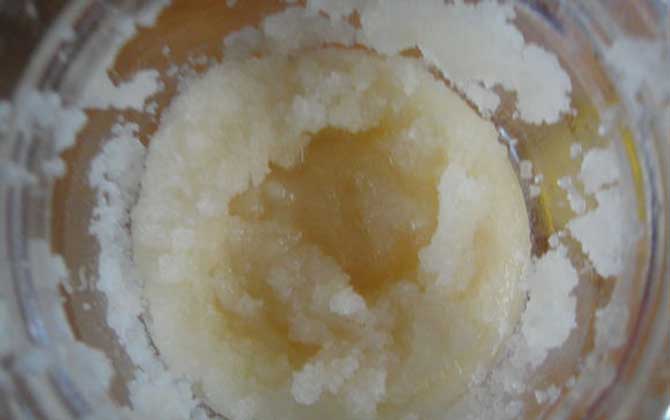 黑蜂蜂蜜價(jià)格多少錢一斤? 黑蜂蜂蜜