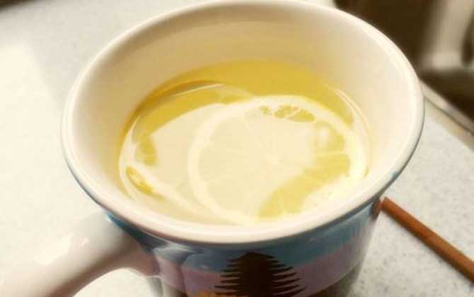 檸檬蜂蜜水什么時候喝最好? 檸檬蜂蜜水