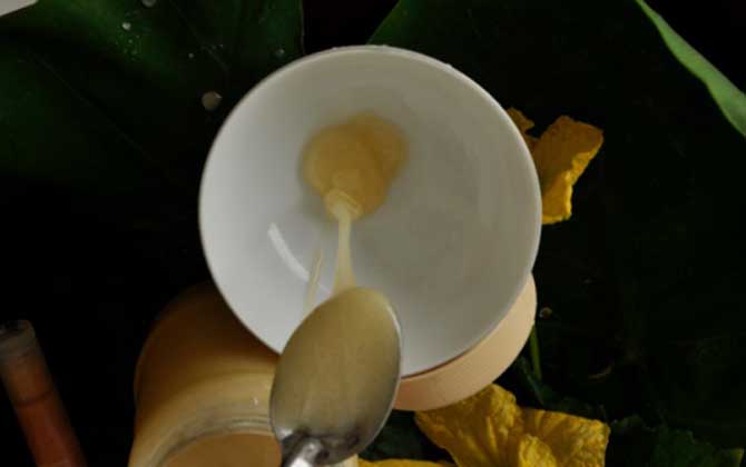 陳醋蜂蜜水的功效及正確喝法 蜂蜜