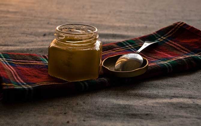 怎樣用蜂蜜洗臉才正確? 蜂蜜