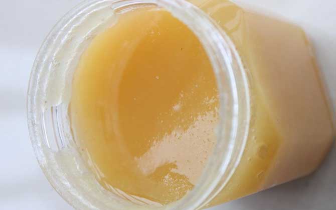 香蕉蜂蜜面膜的功效及簡單做法 香蕉蜂蜜面膜