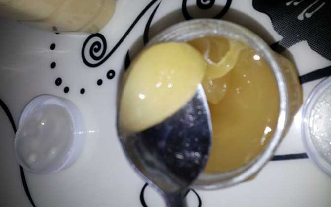 蜂蜜和什么可以美白祛斑? 蜂蜜