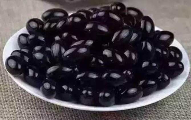 蜂膠軟膠囊的功效及正確吃法 蜂膠軟膠囊