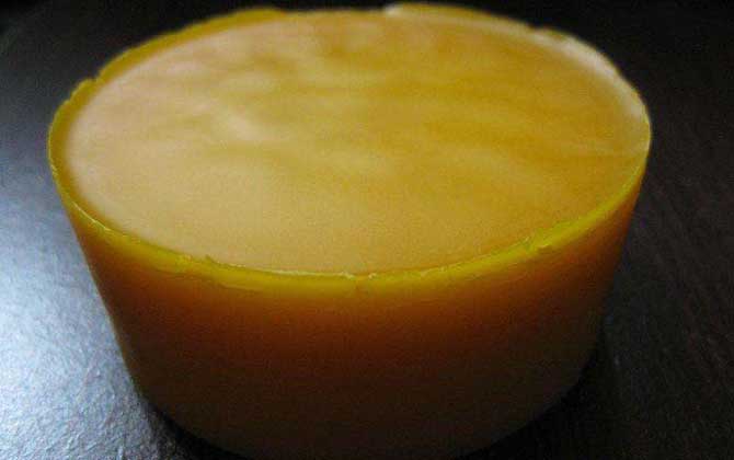 蜂蠟和石蠟的區別 蜂蠟