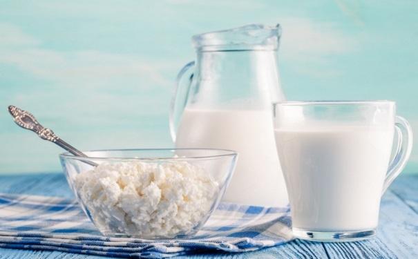 枸杞和蜂蜜能一起喝嗎(蜂蜜的多種搭配推薦) 枸杞和蜂蜜能一起喝嗎(蜂蜜的多種搭配推薦)