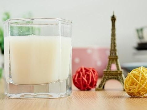 枸杞和蜂蜜能一起喝嗎(蜂蜜的多種搭配推薦) 枸杞和蜂蜜能一起喝嗎(蜂蜜的多種搭配推薦)