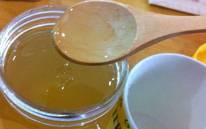 純蜂蜜60塊錢一斤貴嗎？